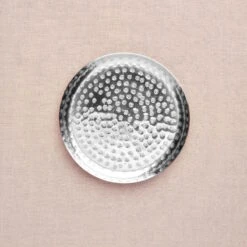 Deko-Teller Gehämmert Ø28cm ORIENTAL LOUNGE In Silber 5 Deko-Teller Gehämmert Ø28cm ORIENTAL LOUNGE In Silber -Wohndekoration Geschäft butlers deko teller gehammert o28cm oriental lounge in silber 2