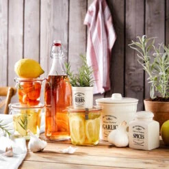 Knoblauchtopf Ø 14 Cm MRS. WINTERBOTTOM'S In Creme -Wohndekoration Geschäft butlers knoblauchtopf o 14 cm mrs winterbottoms in creme 3