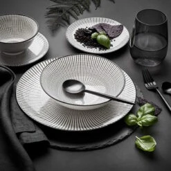 Teller Ø25,5cm DIM SUM In Schwarz-Weiß -Wohndekoration Geschäft butlers teller o25 5cm dim sum in schwarz weiss 5