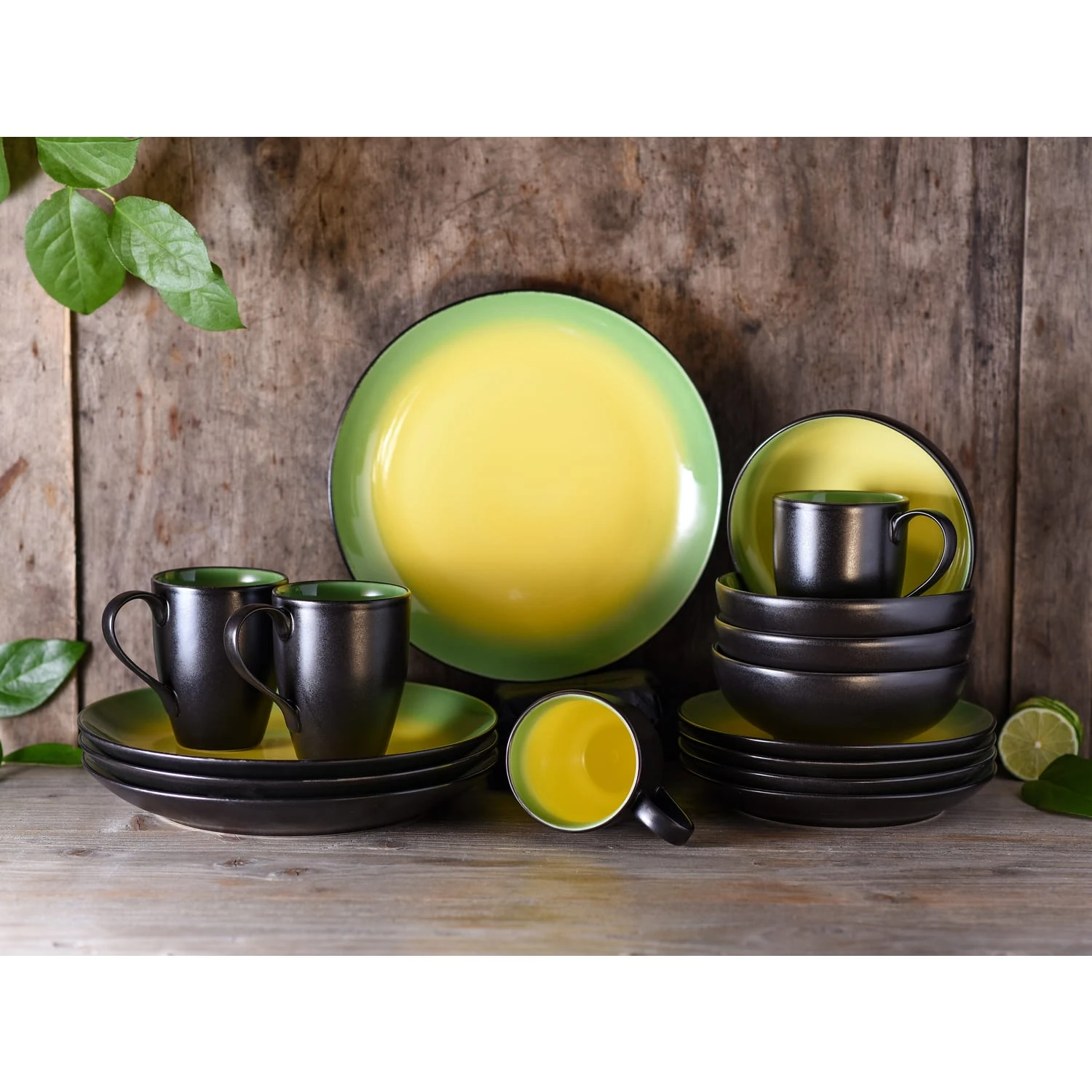 CreaTable Hot Green Kombiservice 16 Teilig In Grün/Gelb/Schwarz 2 CreaTable Hot Green Kombiservice 16 Teilig In Grün/Gelb/Schwarz – Bild 2