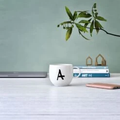 Becher A Letters In Weiß 7 Becher A Letters In Weiß -Wohndekoration Geschäft like by villeroy and boch becher a letters in weiss 3